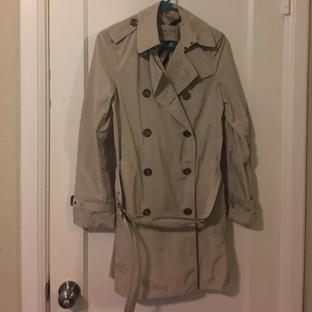 Burberry Beige Trench Coat Double-Breasted - Picture 1 of 6
